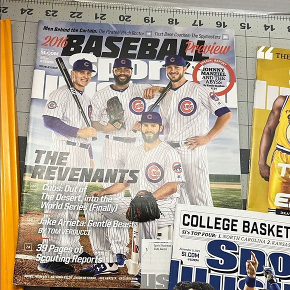 9 Sports Illustrated Magazine Collection - Picture 2 of 10